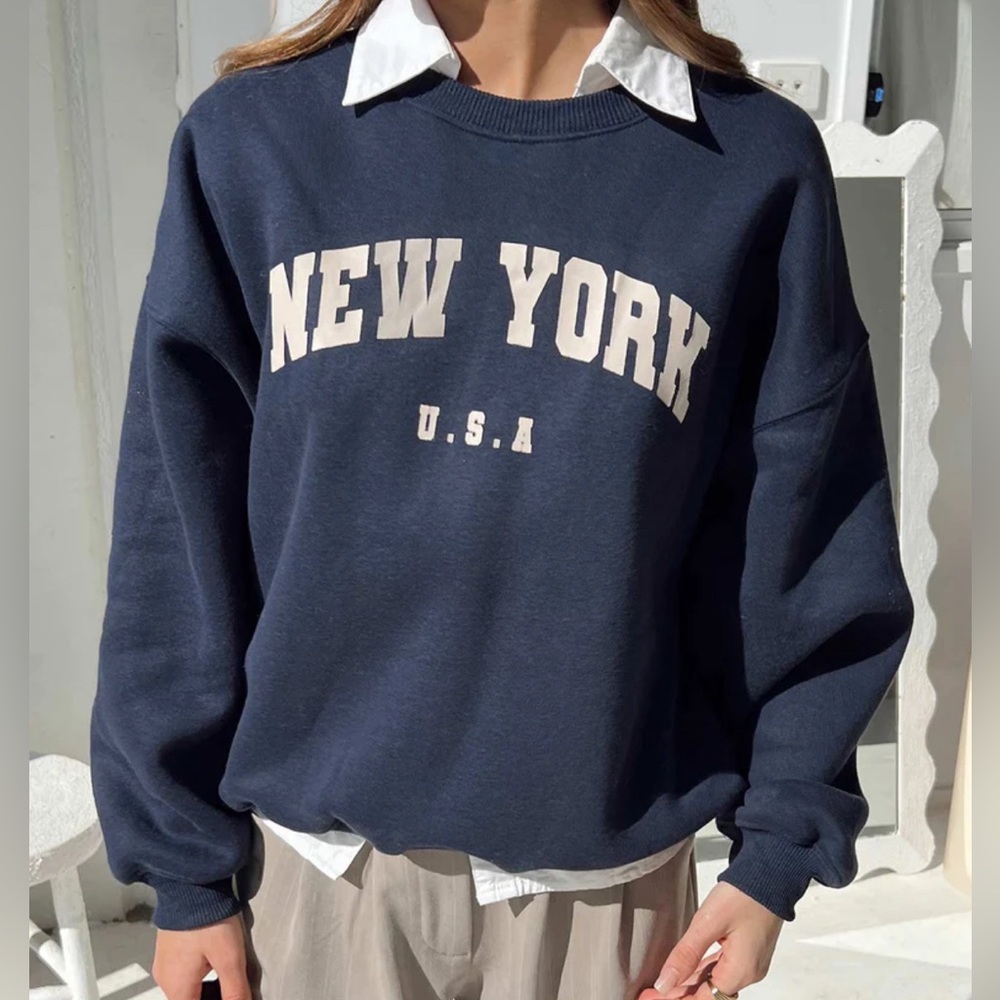 Princess Polly New York Navy Crewneck — Size US 8 (Fits more like XS-S)